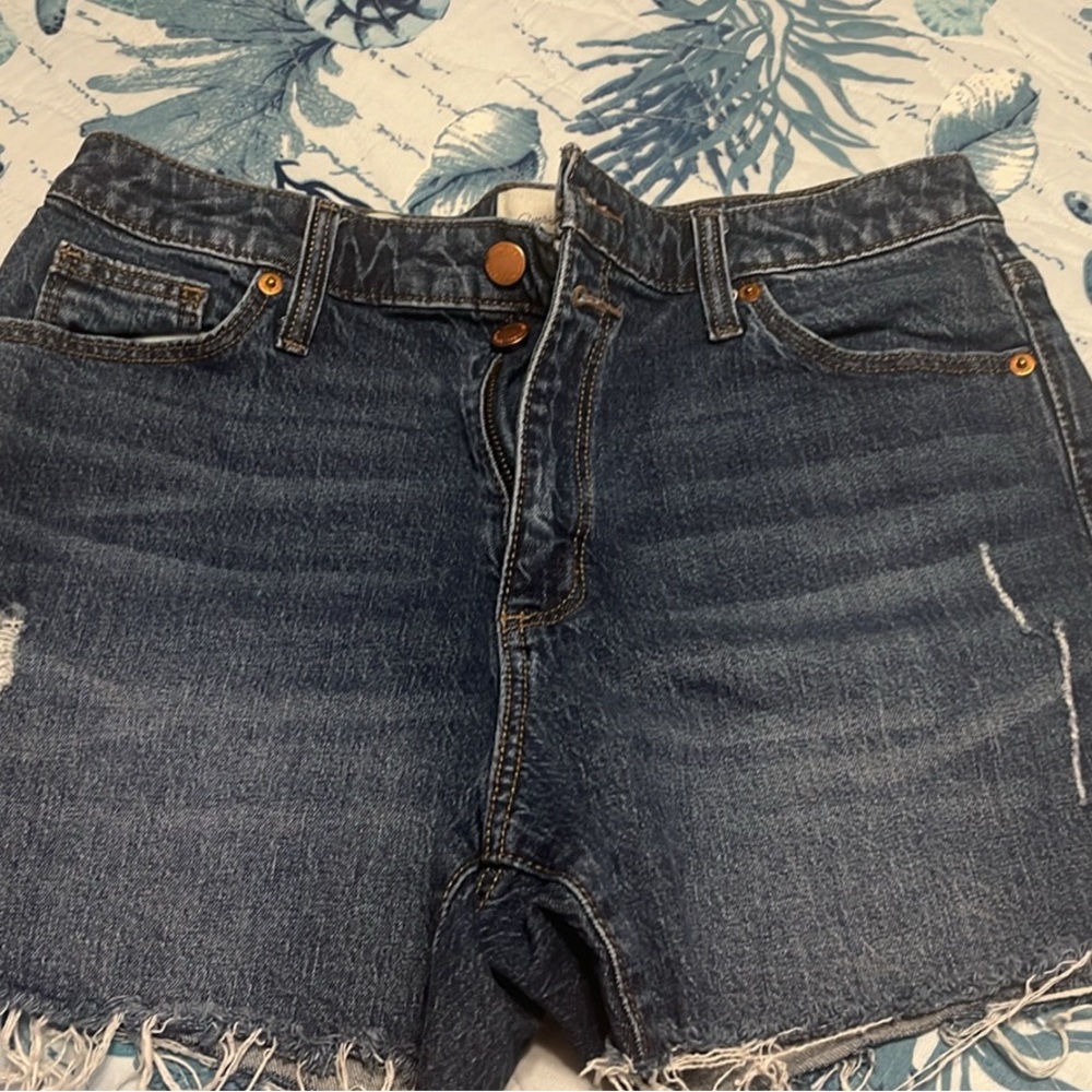 Universal Thread Blue Jean Shorts with Frayed Hem and Casual Style